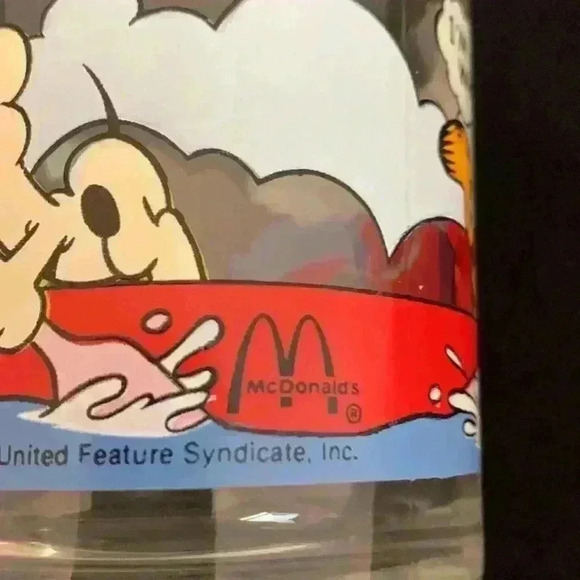 2 Vintage McDonald's Garfield Glass Coffee Mugs - Jim Davis, 1978, Canoe - Picture 5 of 6